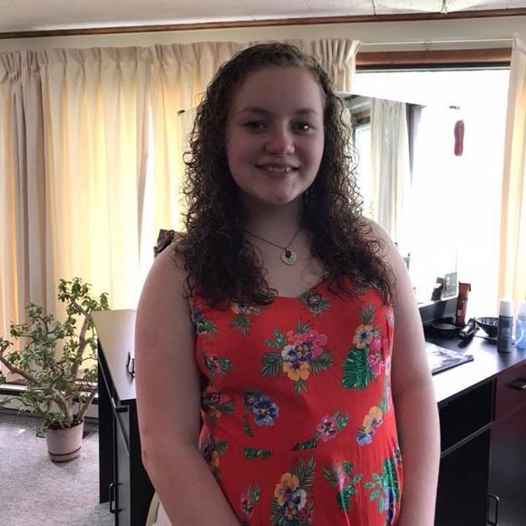 Meet your Posher, Janet - Picture 1 of 1